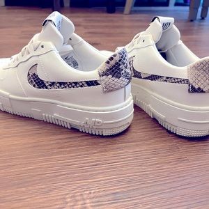 Air Force 1 - Women’s Size 8.5